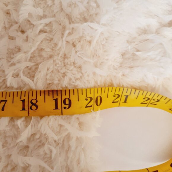 Very J New In Shaggy Sweater NWT - Picture 11 of 14